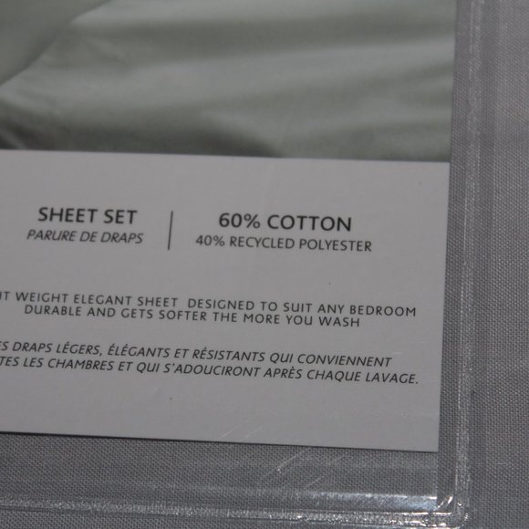 Lacoste Solid Sheet 4 Piece Grey 60% Cotton 40% Blended Polyester - Picture 2 of 12